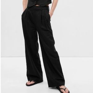 Gap Black Linen cotton blend pleated pants